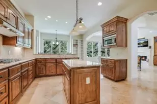 2401 Sailpoint Dr, Spicewood, TX 78669 - Photo 10