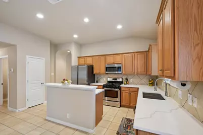 808 Great Sand Dunes Avenue, Pflugerville, TX 78660 - Photo 16