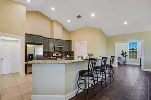 212 Christine Ln, Liberty Hill, TX 78642 - Photo 6