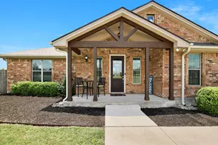 212 Christine Ln, Liberty Hill, TX 78642 - Photo 6