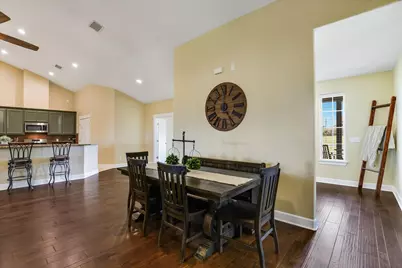 212 Christine Lane, Liberty Hill, TX 78642 - Photo 14