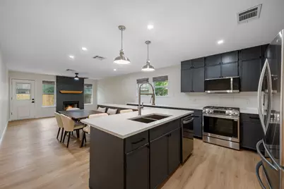 8322 Doe Meadow Drive, Austin, TX 78749 - Photo 10