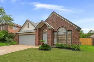 8322 Doe Meadow Dr, Austin, TX 78749 - Photo 2