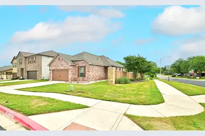 1621 Dragonfly Loop Loop, Bastrop, TX 78602 - Photo 2