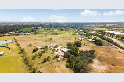 1376 River Run, Blanco, TX 78606 - Photo 14