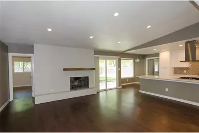 2007 Teakwood Drive, Austin, TX 78757 - Photo 2