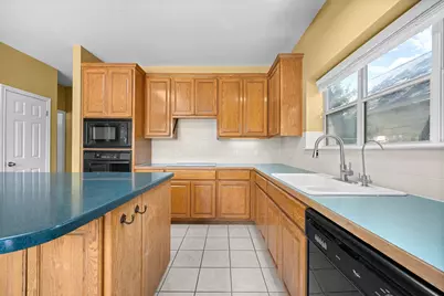 108 Thornwood Road, Georgetown, TX 78628 - Photo 14