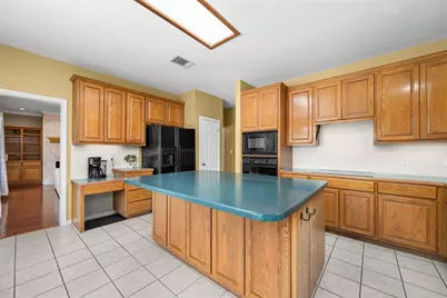 108 Thornwood Road, Georgetown, TX 78628 - Photo 16