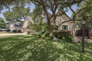 108 Thornwood Rd, Georgetown, TX 78628 - Photo 2