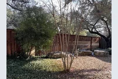 10 Troon Drive, Lakeway, TX 78738 - Photo 20