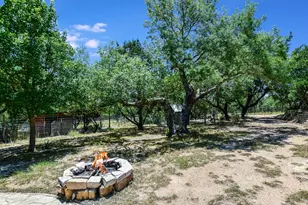 254 Middleton Rd, Spicewood, TX 78669 - Photo 28