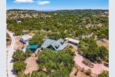 254 Middleton Road, Spicewood, TX 78669 - Photo 32
