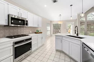 5405 Apache Creek Cove, Austin, TX 78735 - Photo 2