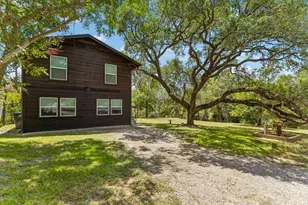 1600 Flite Acres Rd, Wimberley, TX 78676 - Photo 2