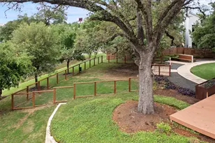 801 N Bluff Dr, Austin, TX 78745 - Photo 36