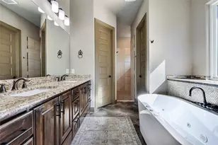 19129 Camelot Woods Cove, Lago Vista, TX 78645 - Photo 24