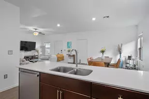 3304 Lodgepole Dr, Austin, TX 78744 - Photo 10