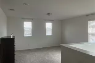 109 Crimson Ln, Kyle, TX 78640 - Photo 8