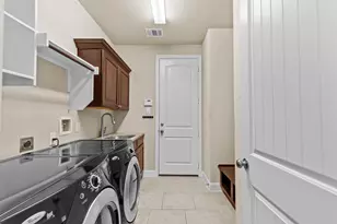 3704 Ashbury Rd, Round Rock, TX 78681 - Photo 32