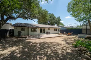 2609 Berkett Dr, Austin, TX 78745 - Photo 24