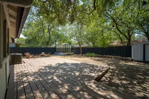 2609 Berkett Dr, Austin, TX 78745 - Photo 22
