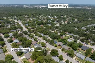 2609 Berkett Dr, Austin, TX 78745 - Photo 24