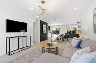 2609 Berkett Dr, Austin, TX 78745 - Photo 2