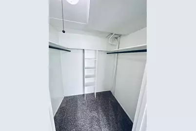 601 W 11th Street #127, Austin, TX 78701 - Photo 16