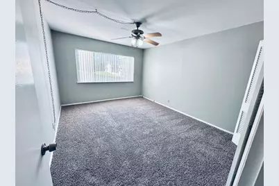 601 W 11th Street #127, Austin, TX 78701 - Photo 14