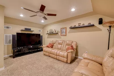 170 Oak Creek Circle, Luling, TX 78648 - Photo 28