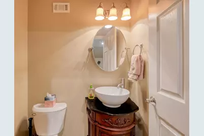 170 Oak Creek Circle, Luling, TX 78648 - Photo 32