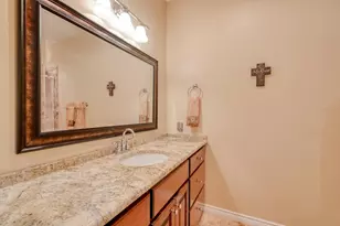 170 Oak Creek Cir, Luling, TX 78648 - Photo 26