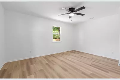 1001 W 17th Street, Georgetown, TX 78626 - Photo 18