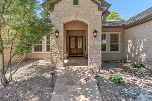 105 Golf View Dr, Georgetown, TX 78633 - Photo 12