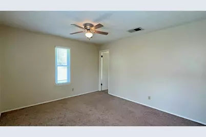 1213 Kenyon Drive, Austin, TX 78745 - Photo 14
