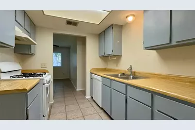 1213 Kenyon Drive, Austin, TX 78745 - Photo 8