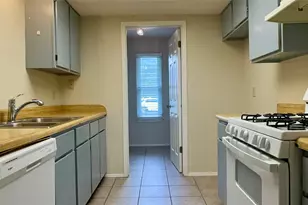1213 Kenyon Dr, Austin, TX 78745 - Photo 6