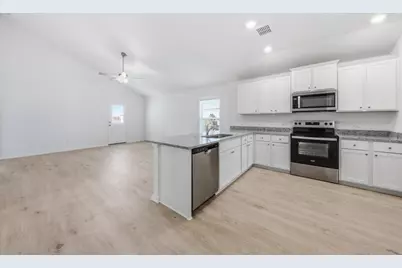 245 W Luna Blue Lane, Jarrell, TX 76537 - Photo 2
