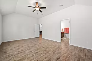188 Danbark Dr, Buda, TX 78610 - Photo 16