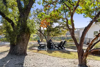 810-2 Kothmann Road, Dripping Springs, TX 78620 - Photo 12