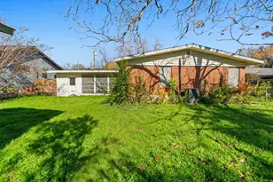 1207 Dwyce Dr, Austin, TX 78757 - Photo 18