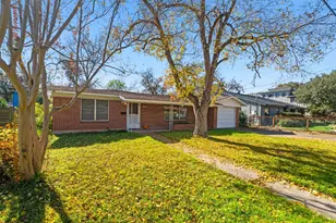 1207 Dwyce Dr, Austin, TX 78757 - Photo 26