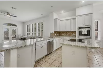 7334 W Magic Mountain Lane, Round Rock, TX 78681 - Photo 10