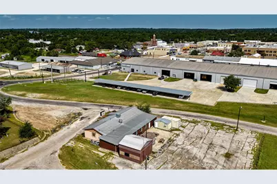109 E 2nd Street, Rockdale, TX 76567 - Photo 28