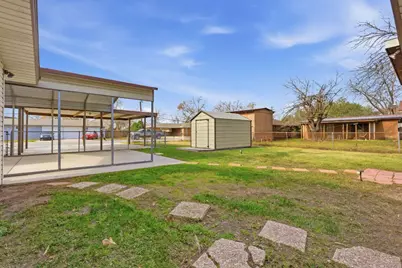 811 Nixon Street, Lockhart, TX 78644 - Photo 26