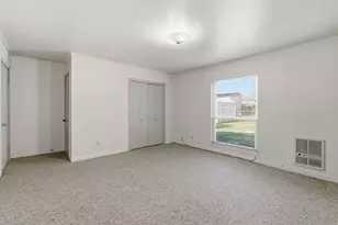 811 Nixon St, Lockhart, TX 78644 - Photo 20