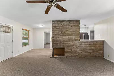 811 Nixon Street, Lockhart, TX 78644 - Photo 8