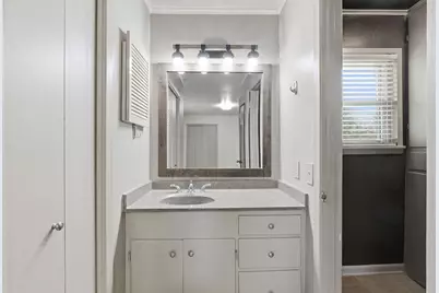 811 Nixon Street, Lockhart, TX 78644 - Photo 14