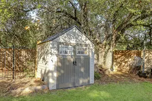153 Crescent Heights Dr, Georgetown, TX 78628 - Photo 30