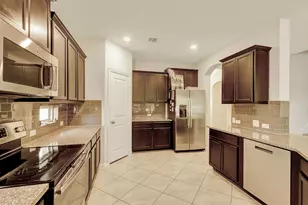 153 Crescent Heights Dr, Georgetown, TX 78628 - Photo 20